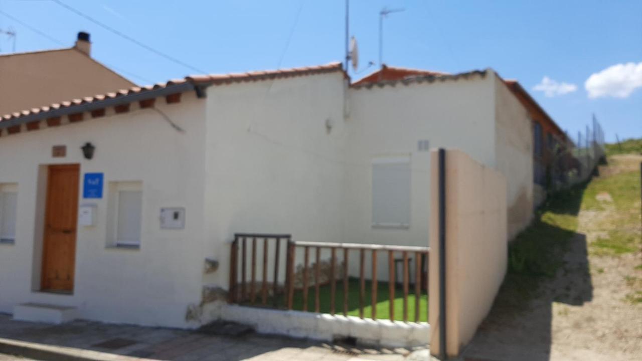 فيلا Casa Sillada Muelas del Pan المظهر الخارجي الصورة